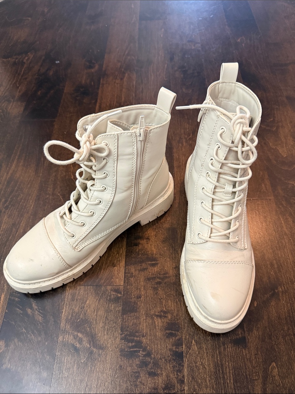 Aldo Women's Cream Lace-Up Combat Boots